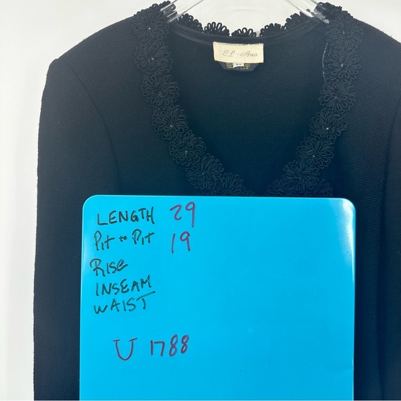 VTG El Ana Knit Long Sleeve Top Black Flower Applique Womens Medium V Neck - Picture 7 of 7